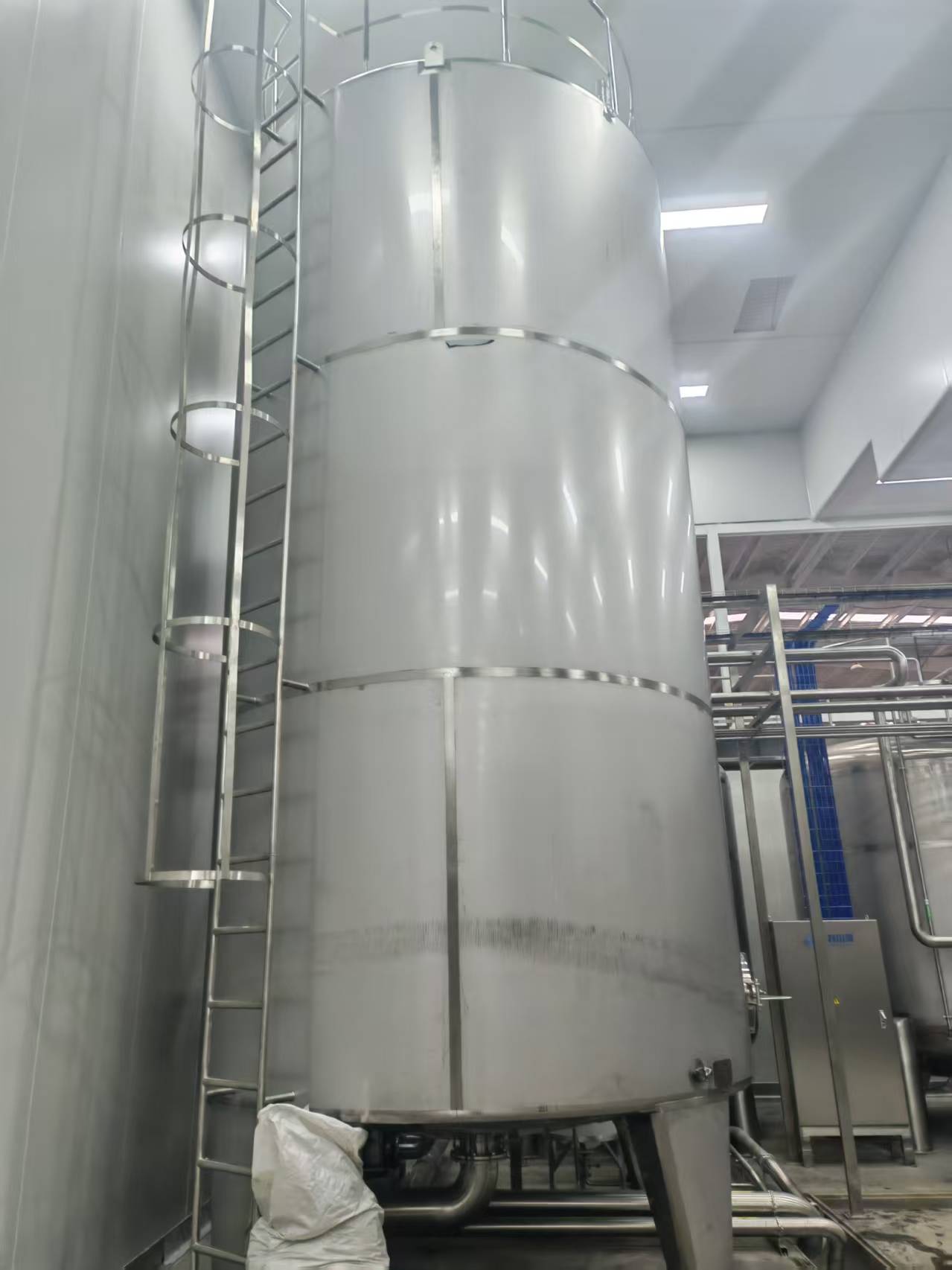 不锈钢卫生型水箱2