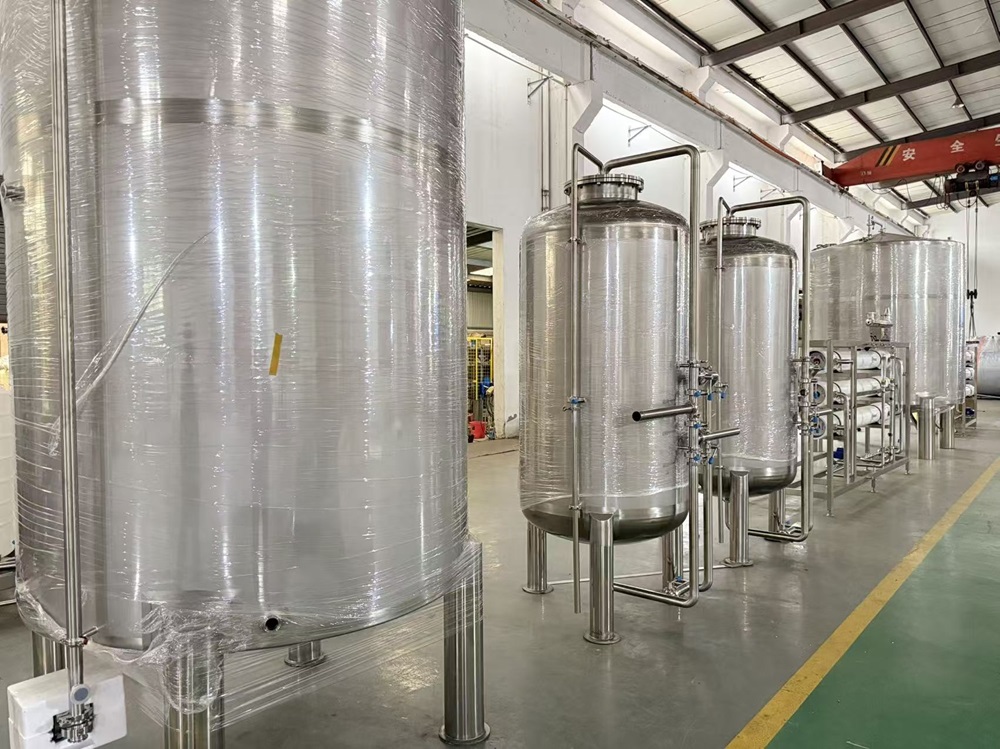 9月22日發(fā)貨哲蘇6T水處理系統(tǒng)2